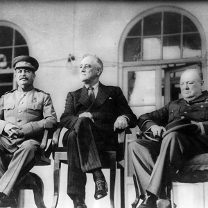 Stretnutie predstaviteľov USA, Veľkej Británie a ZSSR sa neuskutočnilo v