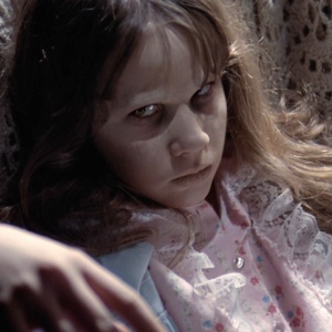 Jak se jmenovala dívenka posedlá ďáblem ve filmu Vymítač ďábla (1973)?