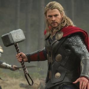 Ktorý z nasledovných filmov natočil Kenneth Branagh, režisér Thora?