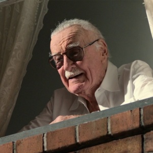 Kde vo filme mohli diváci vidieť Stana Leeho?